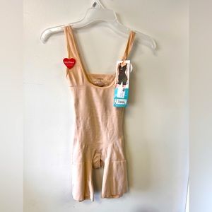 Woman’s shapewear size Large